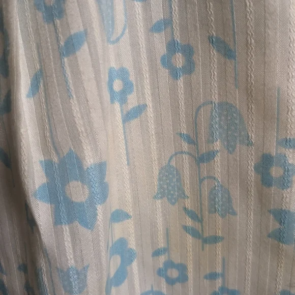 baby girl dress blue/white floral pattern, ruffle sleeves, primitive, vintage